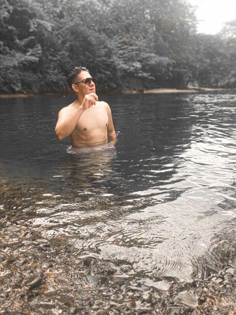 Nacktes geleaktes OnlyFans-Foto von Miguel Angel