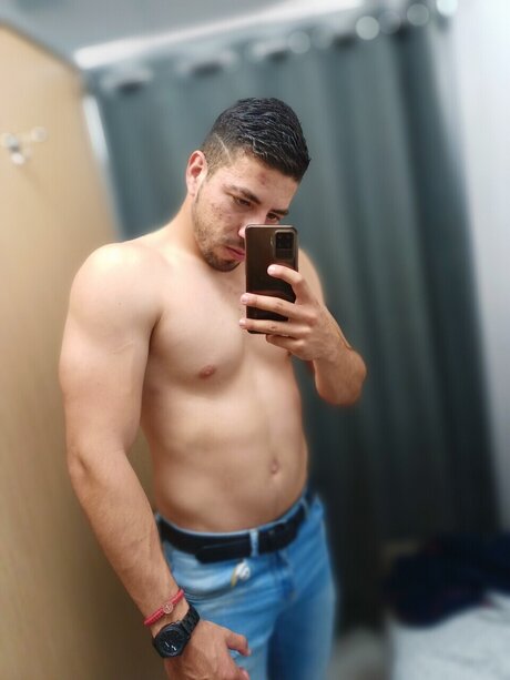 Nacktes geleaktes OnlyFans-Foto von Tovar Alonso