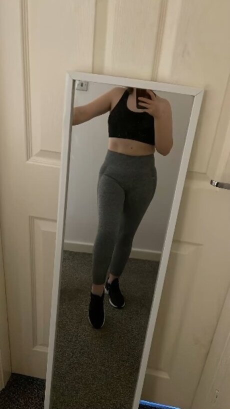 Nacktes geleaktes OnlyFans-Foto von Louisew