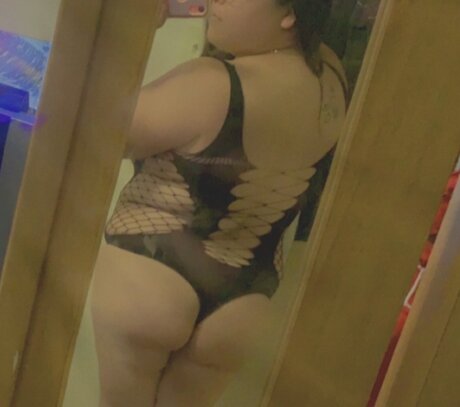 Nacktes geleaktes OnlyFans-Foto von Smiley