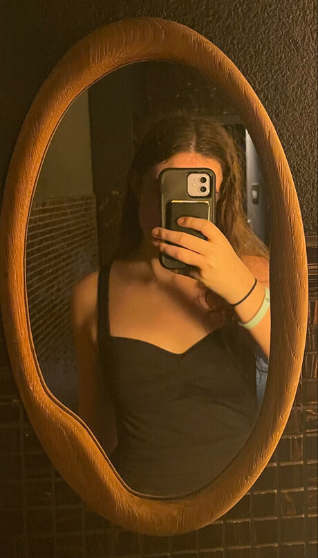 Nacktes geleaktes OnlyFans-Foto von Samantha