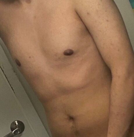 Nacktes geleaktes OnlyFans-Foto von 6352