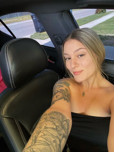 Nacktes geleaktes OnlyFans-Foto von Ashley