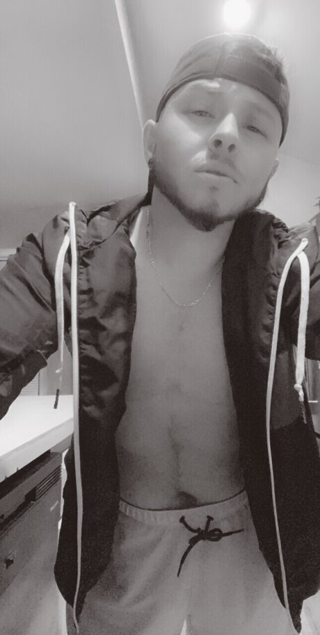 Nacktes geleaktes OnlyFans-Foto von Dirtybatz87