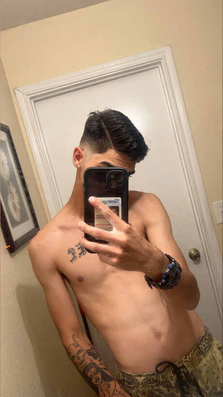 Nacktes geleaktes OnlyFans-Foto von Mkswaggerz
