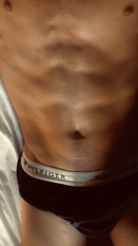 Nacktes geleaktes OnlyFans-Foto von Adam