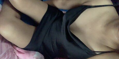 Nacktes geleaktes OnlyFans-Foto von Samantha