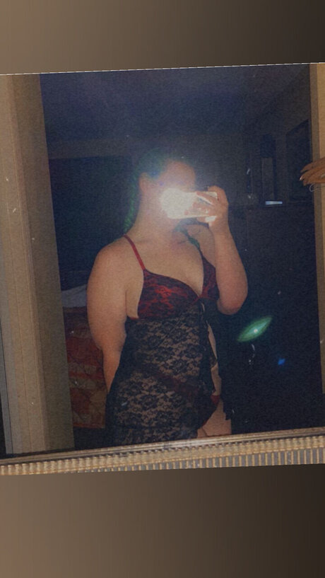 Nacktes geleaktes OnlyFans-Foto von Daddys Problem