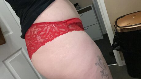 Nacktes geleaktes OnlyFans-Foto von Browneyes