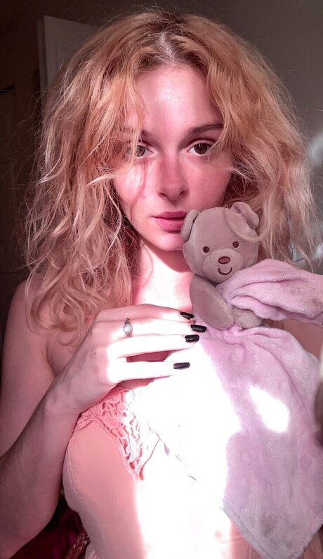 Nacktes geleaktes OnlyFans-Foto von Jane