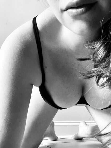 Nacktes geleaktes OnlyFans-Foto von Alex