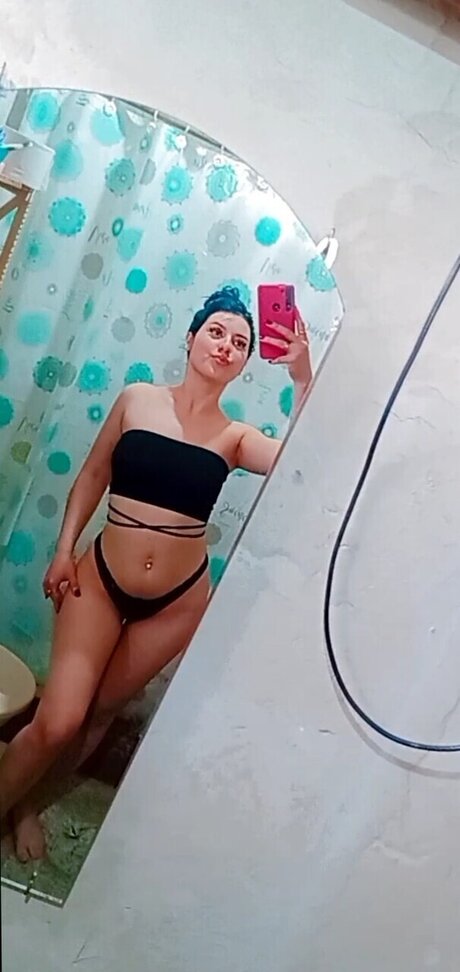 Nacktes geleaktes OnlyFans-Foto von Karen
