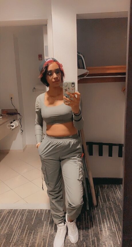 Nacktes geleaktes OnlyFans-Foto von Jadee