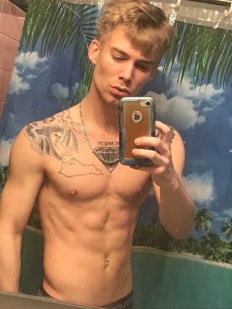 Alexx Mcloudd 