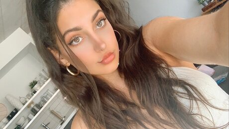 Nacktes geleaktes OnlyFans-Foto von Nyla Rose