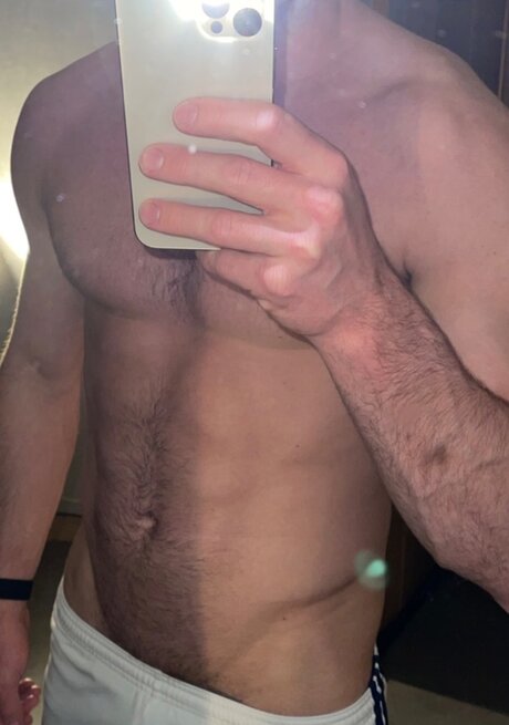 Nacktes geleaktes OnlyFans-Foto von Discreetab