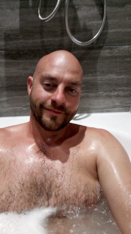 Nacktes geleaktes OnlyFans-Foto von Dave
