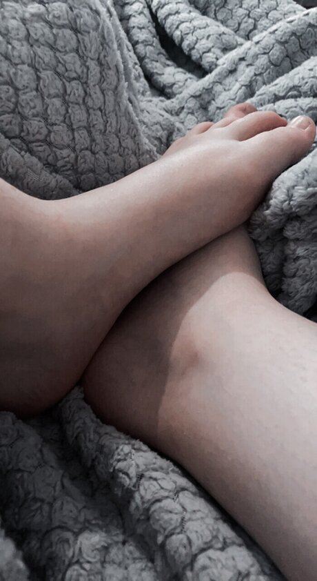 Nacktes geleaktes OnlyFans-Foto von Sweetfeets