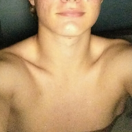 Nacktes geleaktes OnlyFans-Foto von Apollo