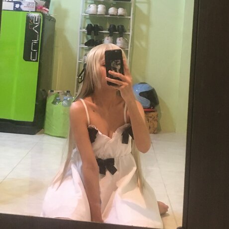 Nacktes geleaktes OnlyFans-Foto von Miuu