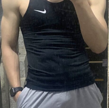 Nacktes geleaktes OnlyFans-Foto von Forceontopx