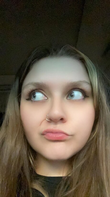 Nacktes geleaktes OnlyFans-Foto von Alexandria Maximoff