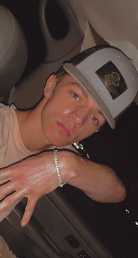 Nacktes geleaktes OnlyFans-Foto von Justin Alexander