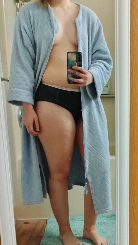 Nacktes geleaktes OnlyFans-Foto von Tabitha