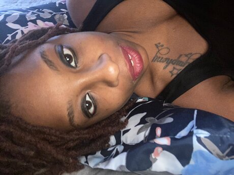 Nacktes geleaktes OnlyFans-Foto von Empress