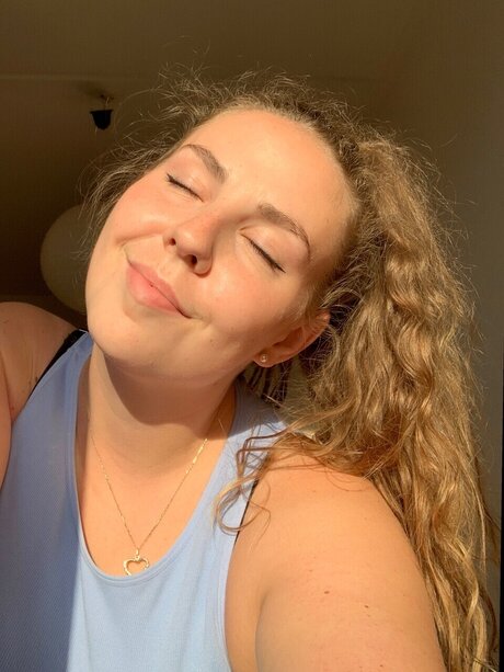 Nacktes geleaktes OnlyFans-Foto von Lilginnie
