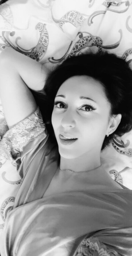 Nacktes geleaktes OnlyFans-Foto von Kris Milano