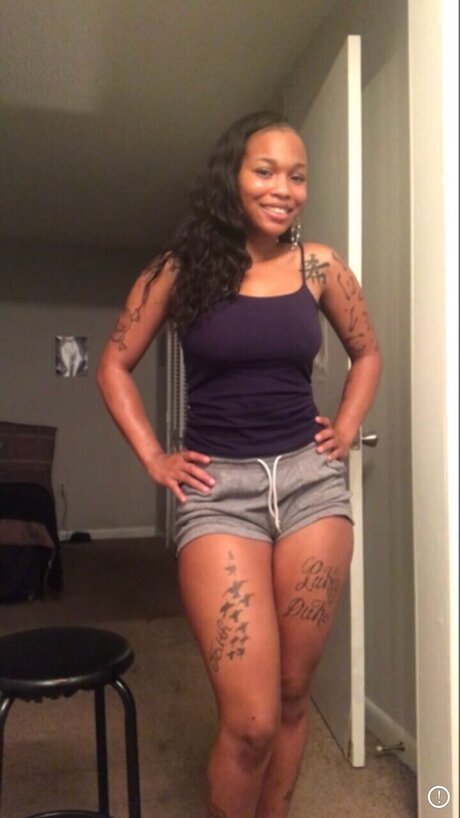 Nacktes geleaktes OnlyFans-Foto von Tasha Mack