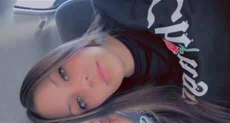 Nacktes geleaktes OnlyFans-Foto von Nathalija 