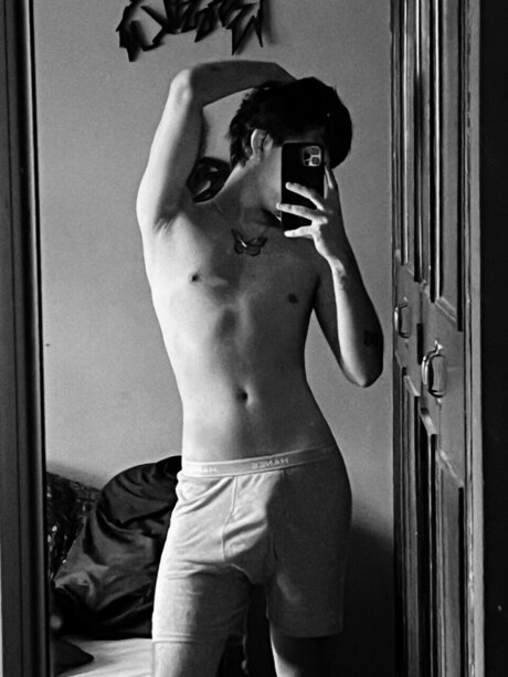 Nacktes geleaktes OnlyFans-Foto von Michel Flores