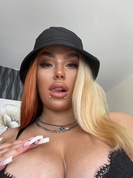 Nacktes geleaktes OnlyFans-Foto von Kayla