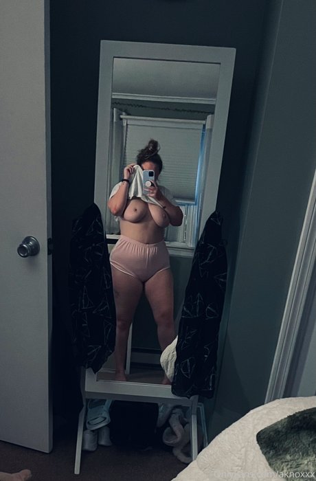 Amber Knox