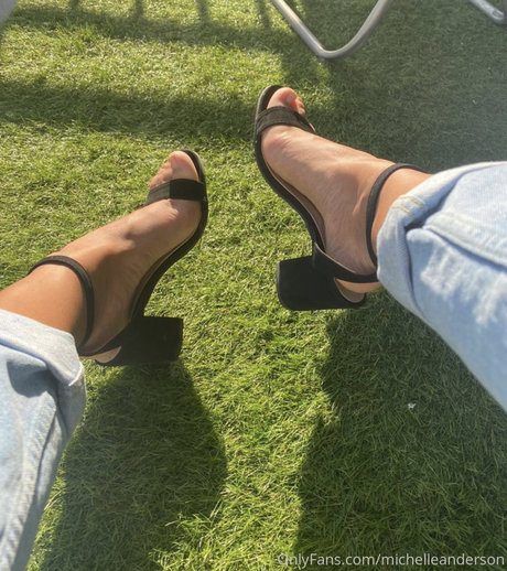 Nacktes geleaktes OnlyFans-Foto von Michelle Anderson