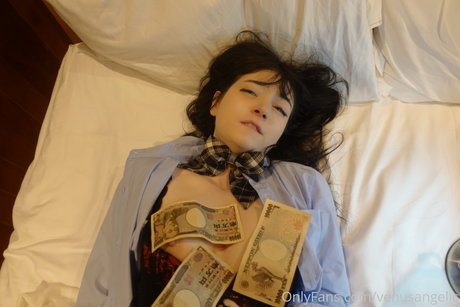 Nacktes geleaktes OnlyFans-Foto von Venus Angelic