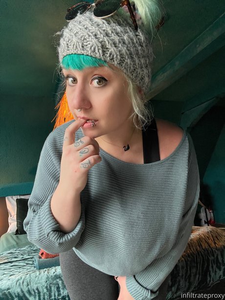 Nacktes geleaktes OnlyFans-Foto von Proxy Paige
