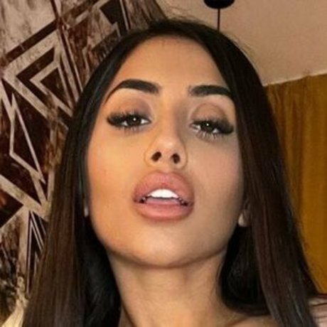 Nacktes geleaktes OnlyFans-Foto von Luna Star