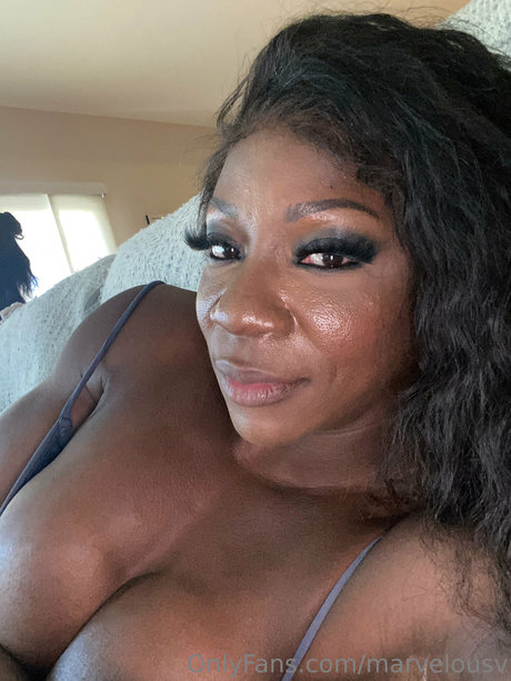 Nacktes geleaktes OnlyFans-Foto von Margie Martin