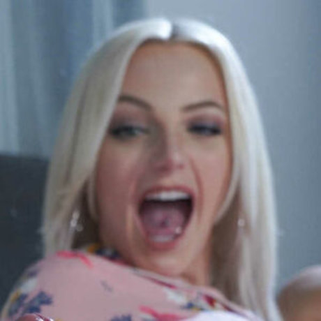 Nacktes geleaktes OnlyFans-Foto von Ria Rose