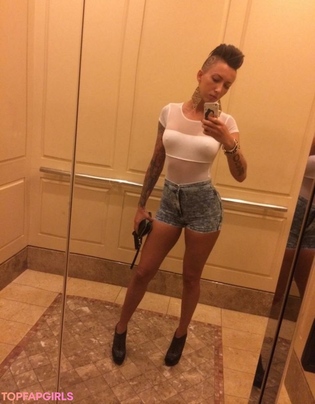 Nacktes geleaktes OnlyFans-Foto von Bella Bellz #1399