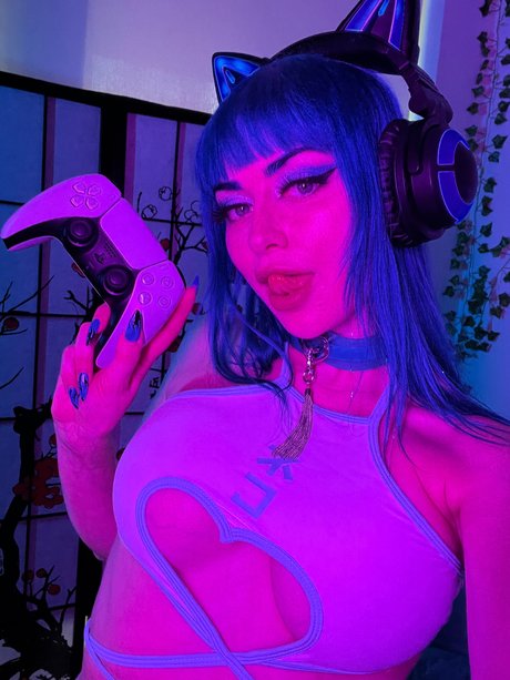 Jewelzblu
