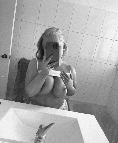 Nacktes geleaktes OnlyFans-Foto von Jesswheeler