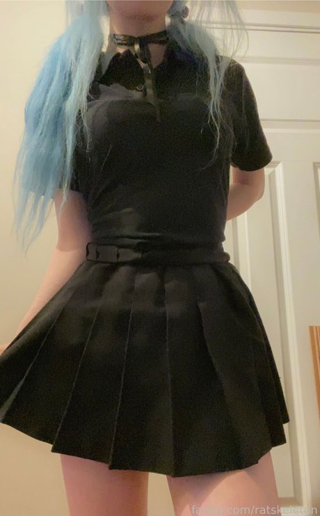 Nacktes geleaktes OnlyFans-Foto von Ratskeleton