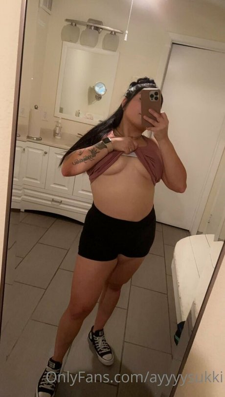 Nacktes geleaktes OnlyFans-Foto von Damnnnsukii2
