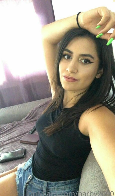 Nacktes geleaktes OnlyFans-Foto von Barby2000love
