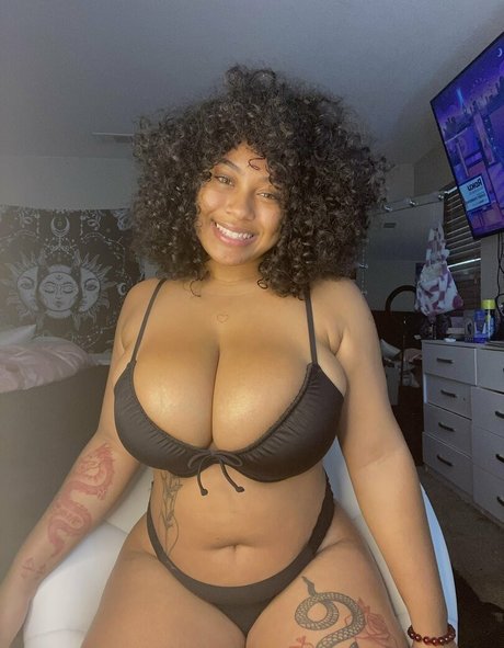 Nacktes geleaktes OnlyFans-Foto von Babyface Jass