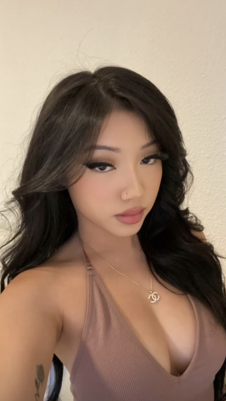 Nacktes geleaktes OnlyFans-Foto von Icybabym